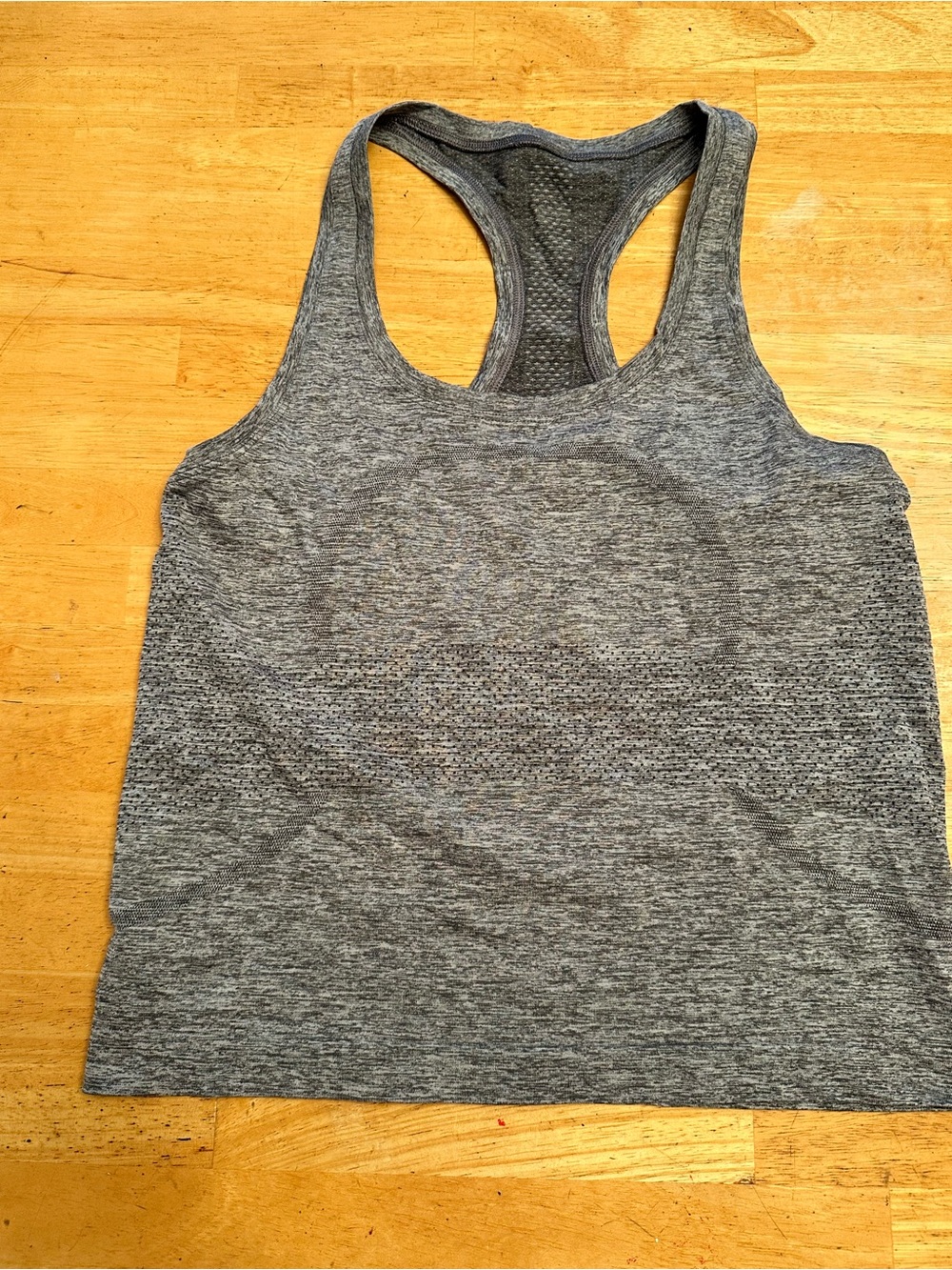 Lululemon swiftly tank top size 6